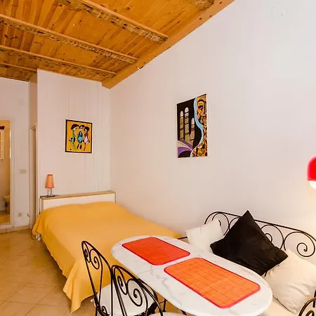 & Sweet Guest house 3*