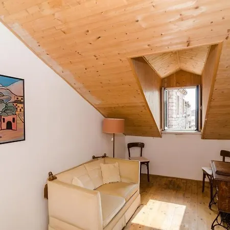 Apartment&room Sweet 3*